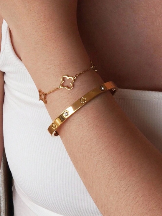 Jewelry - Gold-Plated Crystal Accent Bangle Bracelet 2pc clover love jewelry lot stack
